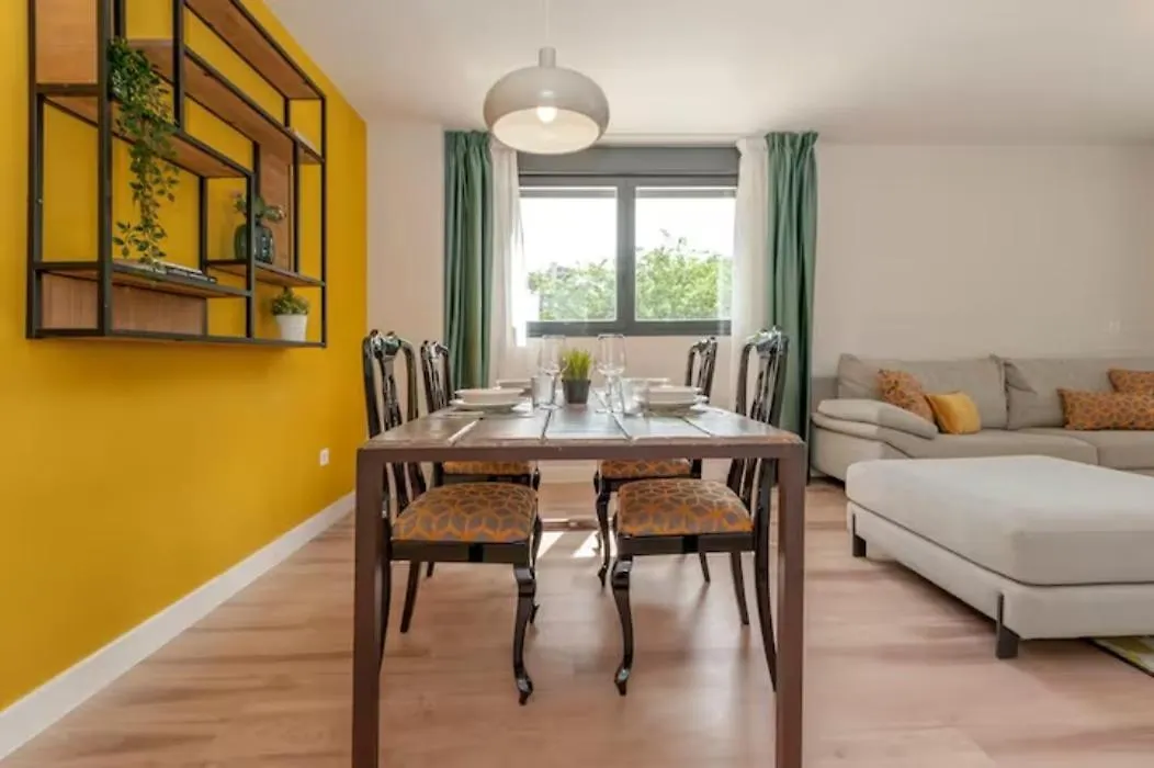 Moderno Y Lujoso Apartamento En Urbanizacion Privada Con Terraza De Diseno En Valdebebas / Ciudad Deportiva Real Madrid / Feria De Madrid Appartement 0*,  Spanje
